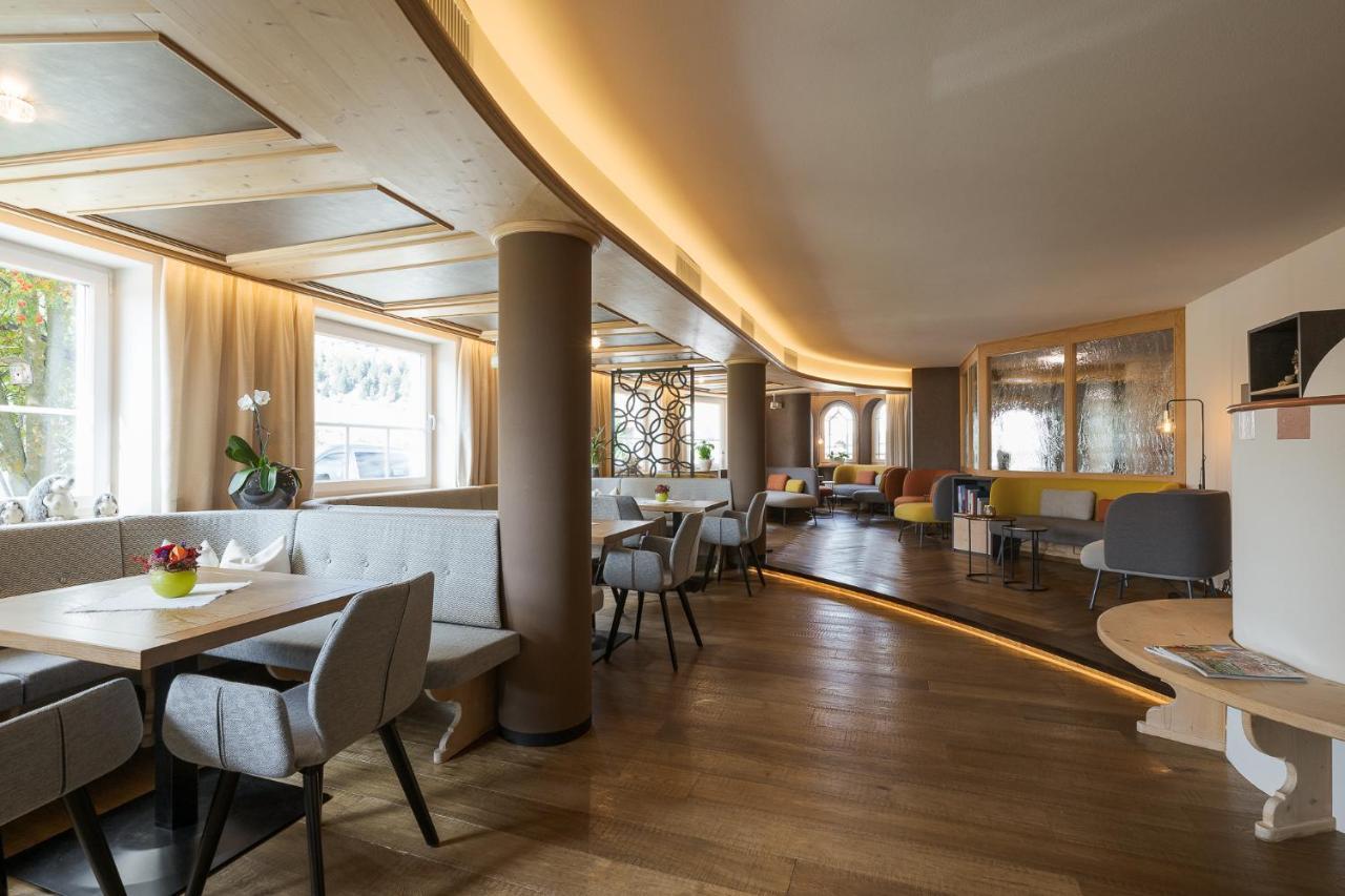 Hotel Fernblick サン・ヴァレンティーノ・アッラ・ムータ エクステリア 写真