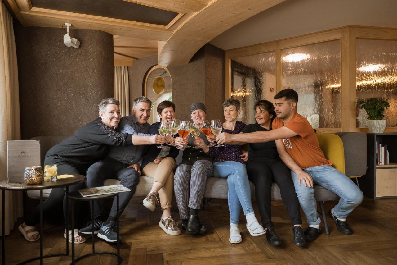 Hotel Fernblick サン・ヴァレンティーノ・アッラ・ムータ エクステリア 写真